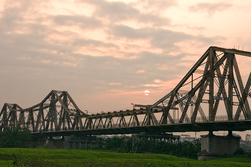 Discover Vietnam’s Waterways: Exploring the Mekong Delta and Red River