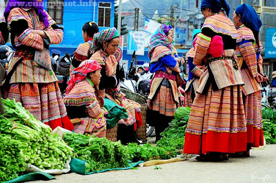 Sapa-Bac Ha Market Tour